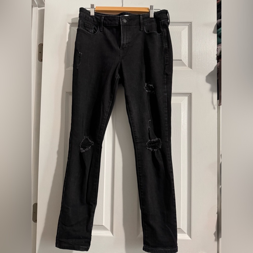 American Eagle ripped jeans